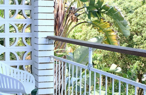 East Ballina Apartment | Salt - Relaxed Coastal Vibes, Bay Views, Dog Friendly 🐾