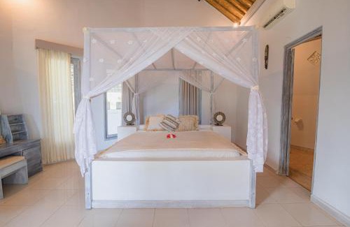 Purwakerti Hotel | Salt Resort & Spa