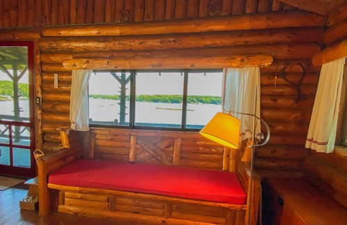 Bayville Cabin | Saltaire: Classic Maine Charm on Linekin Bay with Private Dock & Pond Access!