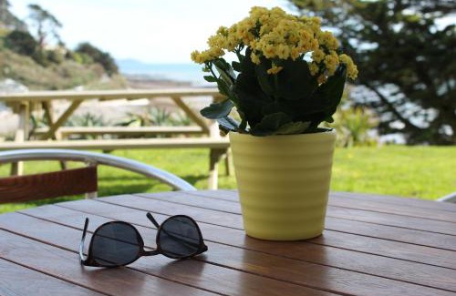 Seaton House | Salty Air - Mount Brioni