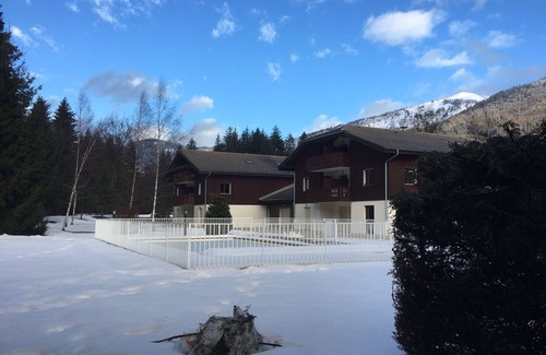 Samoens Apartment | Samoens grand tétras garden level, swimming pools, sauna, park, quiet area