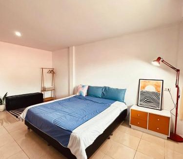 Koh Lan Bed & Breakfast | sampheenong
