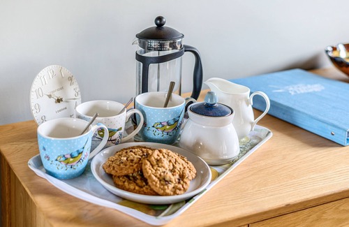 Binham Cottage | Samphire Barn - sleeps 4 guests in 2 bedrooms
