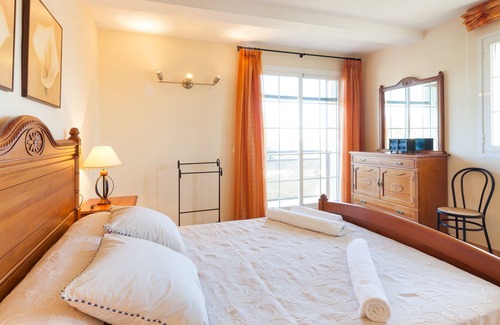 Sant Josep de sa Talaia Ski Chalet | San Jordi: House / Villa - San Jordi