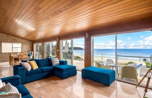 Mollymook Beach House | Sand Castles