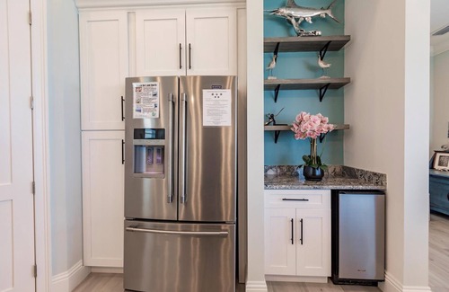 Fort Myers Beach Apartment | Sand Dollar View - Beachfront Luxury Living