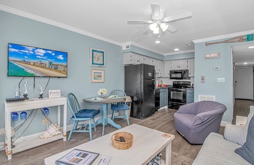 Garden City Condo | Sand In My Boots Condo Beach view, 3 bed, 1 bath