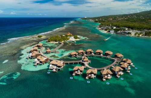 Montego Bay Resort | Sandals Royal Caribbean All Inclusive Resort & Private Island - Couples Only