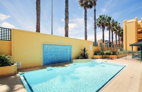 Scarborough Apartment | Sandcastles Beachfront Luxury Retreat Apartment