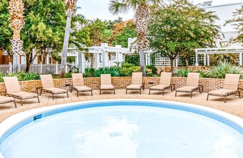Baytowne Wharf Hotel | Sandestin Baytowne Wharf - Observation Point South #471