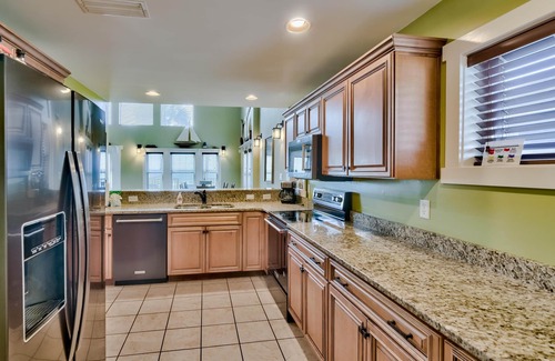 Miramar Beach House | Sandy Bottoms - Fabulous West End House & Hot Tub!