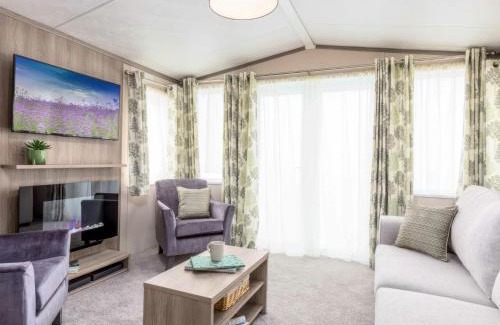 Hayling Island House | Sandy Shores - Hayling Island