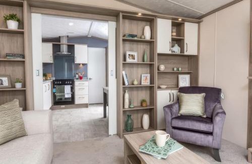 Hayling Island House | Sandy Shores - Hayling Island
