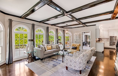 Sandy Springs House | Sandy Springs Celebrity Estate on 2 acres