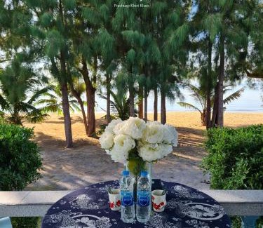 Phongprasan Resort | Sangjun On Beach Resort