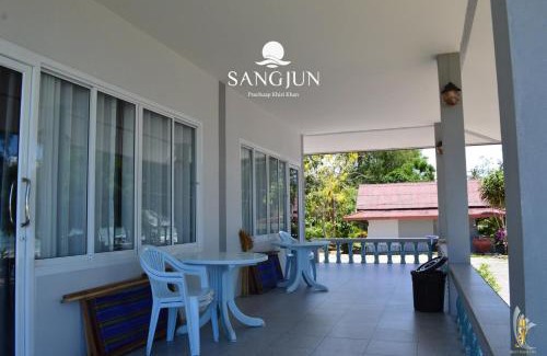 Phongprasan Resort | Sangjun On Beach Resort