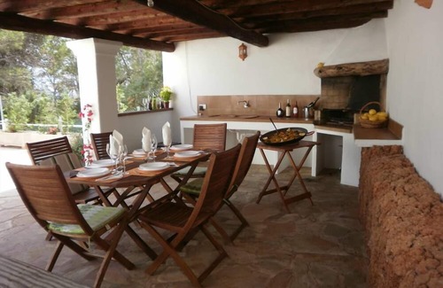 Santa Eulalia del Rio Villa | Santa Eulalia Del Rio: chalet - IbizaHouse with character with pool and bbq place and magic seaview