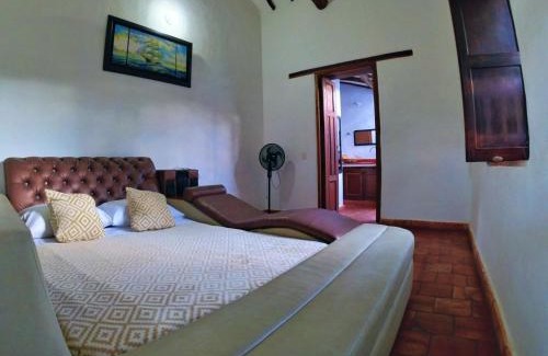 Barichara Hotel | Santa Monica Barichara-con piscina y parqueadero