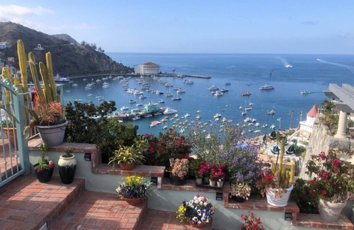Catalina Island House | Santana35 yacht