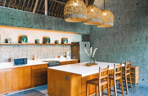 Jimbaran Bay Villa | Santos Cliff View by Nakula