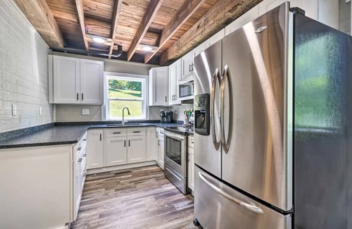 Caryville Cottage | Sapphire Cottage - Waterfront w/Covered Dock & Slide, Gentle Slope to Water