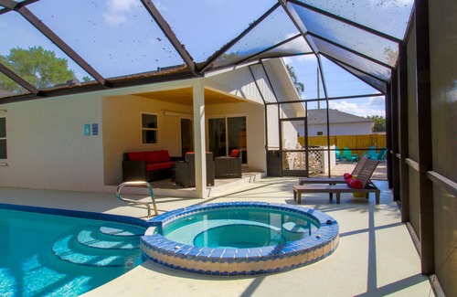 South Gate Ridge House | Sarasota modern 3/3 house, saltwater pool, close to beaches and downtown!
