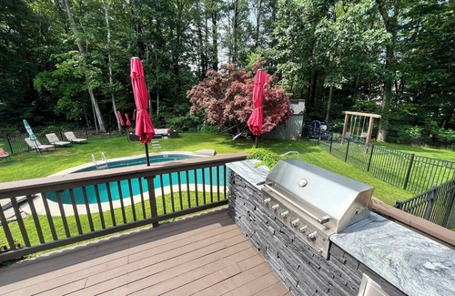Gansevoort House | Saratoga Luxury home w/Heated Salt water Pool & Hot tub, 10 min from track!