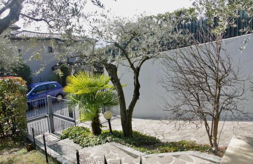 Sarnico House | Sarnico giardino sul lago