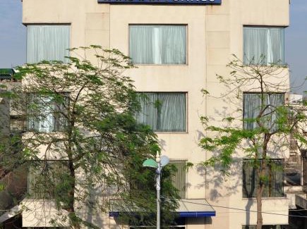 Naraina Hotel | Sarovar Portico Naraina, Hotel