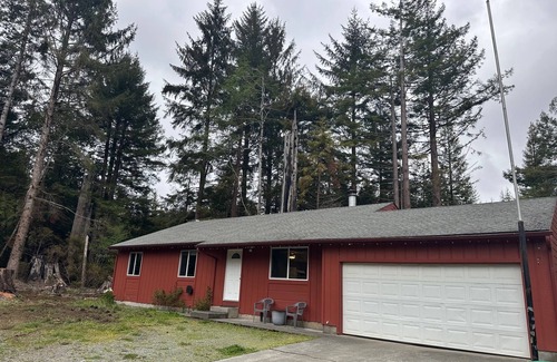 Crescent City House | Sasquatch Sanctuary