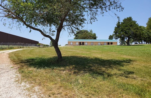 Garfield House | Sassafras Inn/Unit C - Close to Marina & Boat Launch; 30 min to Eureka Springs