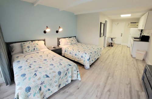 Treasure Island Hotel | Satellite Motel - Sea Haven 117