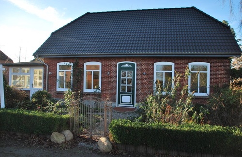 Schwackendorf House | Sauna, whirlpool and large natural garden for a relaxing vacation