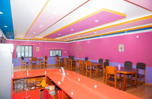 Namarjung Resort | Sauraha Cottage
