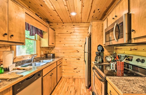 Helen Cabin | Sautee Mountain Retreat ‘The Highline’ Cabin!