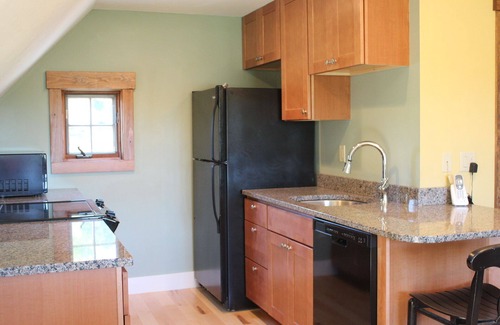 West Hartford Apartment | Savage Hart Farm Is A Small Sheep Farm With Guest Accommodations.