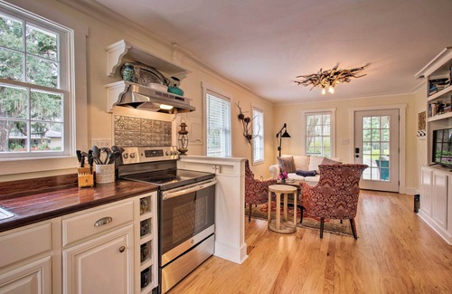 Montgomery Cottage | Savannah Cottage - 5 Mi to Wormsloe Historic Site!