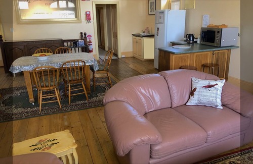 Quorn House | Savings Bank of South Australia - Old Quorn Branch - stay in an old bank
