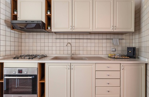 Acireale Apartment | SAVOIA 173 APARTMENT in the center with reserved parking, a few kilometers from the sea.