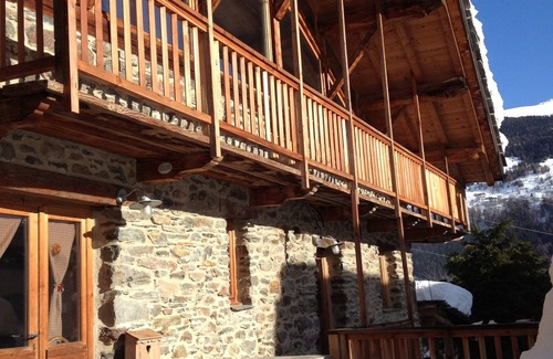 Villaroger Ski Chalet | Savoyard chalet connected to the resort of Les Arcs, rental from Sunday to Sunday