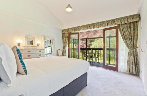 Penny Bridge House | Sawmill Cottage, Coniston Water