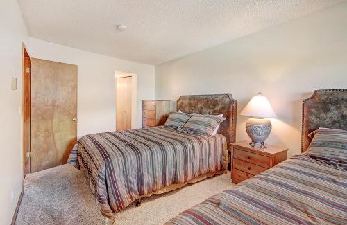 Historic District Apartment | Sawmill Creek Condo 205 by Great Western Lodging