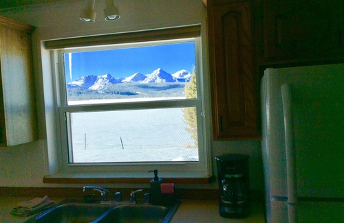 Stanley House | Sawtooth Mountains-Stanley, Idaho! Beautiful Sawtooth Views!
