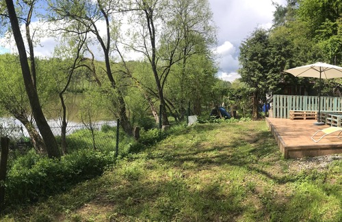 Tynec nad Sazavou Cottage | Sazava River Cottage With Boating Experience