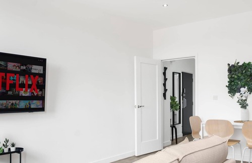 Balsall Common Apartment | SCA- Arden Apartment 6 (Sleeps 3) Free Parking
