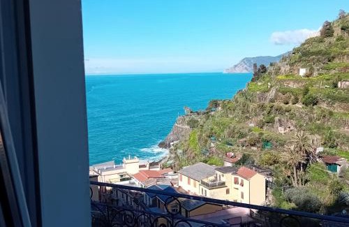 Manarola House | Scaglie di Mare