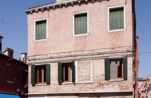 Castello House | Scala Mata: Unique and Homely 17th Century Biennale Apartment