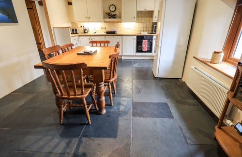 Cockermouth Cottage | SCALES COTTAGE, pet friendly, character holiday cottage in Lorton