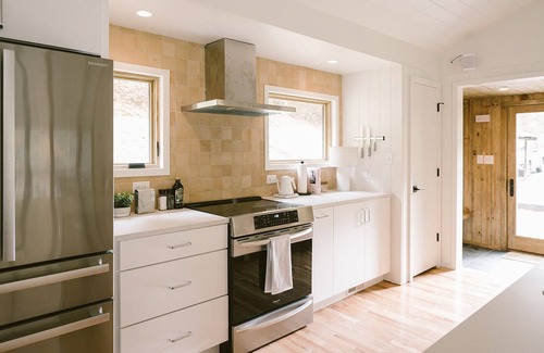Lansing Cabin | Scandi Cabin on 105 acres: Views/Hot Tub/Sauna/EV, PWR+WTR