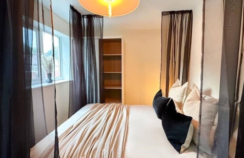 Manchester House | Scandinavian Haus for 8